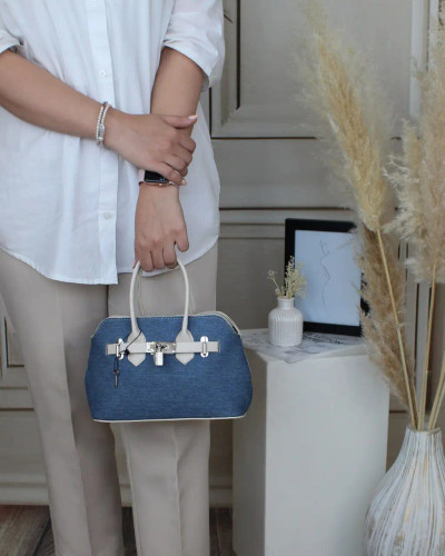 زنانه طرح جین بسیار شیک مدل ۴۶۸۵