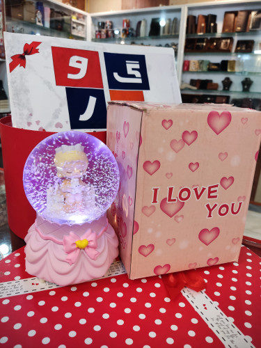 گوی بزرگ پمپی و موزیکال طرح فانتزی