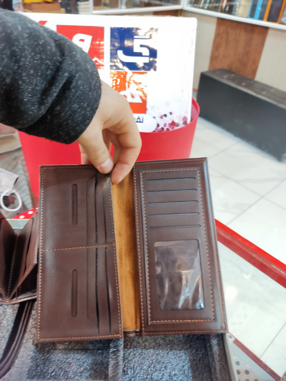 کیف بلند دارای جای مخصوص موبایل و جای کارت فراوان