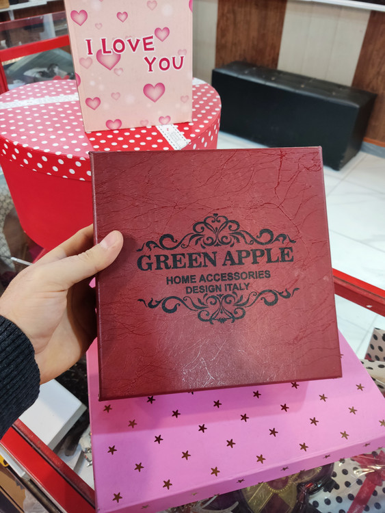 جعبه سخت و محکم گرین اپل