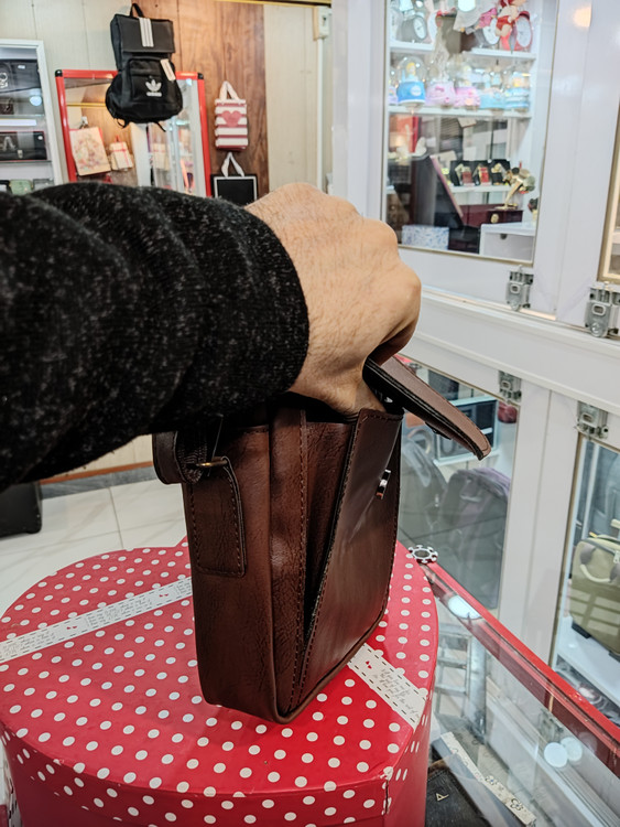 جای موبایل کیف دوشی زارا