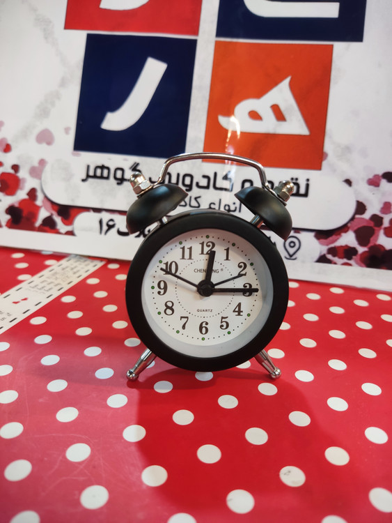 ساعت رومیزی سایز ریز رنگ مشکی قیمت ۲۵۰۰۰۰