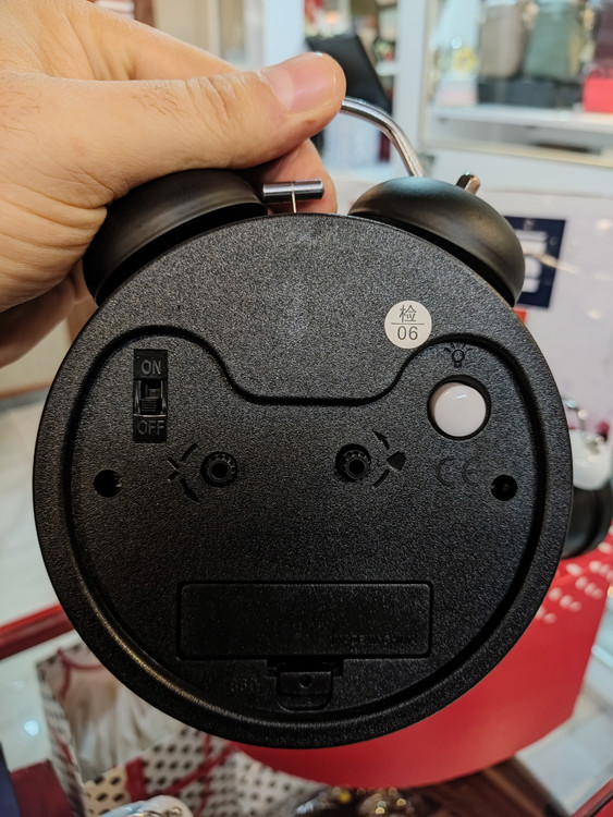 دکمه چراغ و دید در تاریکی و شب