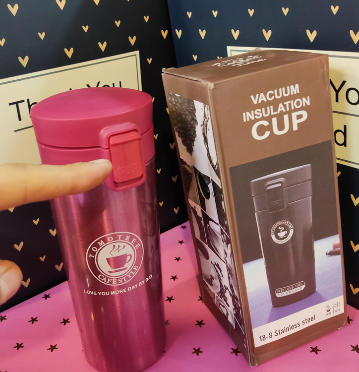 دکمه قفل ، دکمه باز شدن خودکار و راحت جهت نوشیدن