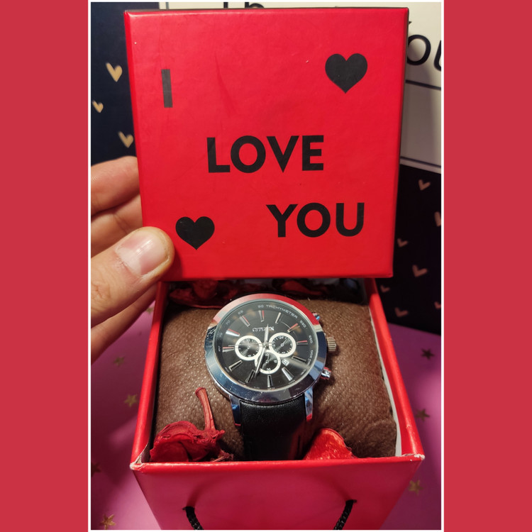 ساعت سیتیزن مردانه و جعبه کادویی زیبا