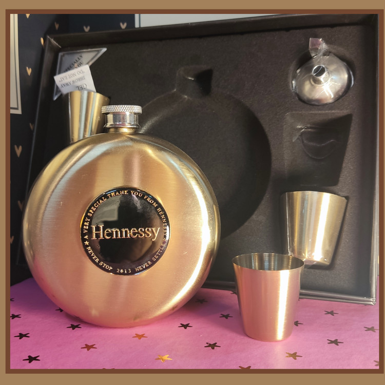 قمقمه جیبی استیل طلایی رنگ و شات استیل طلایی