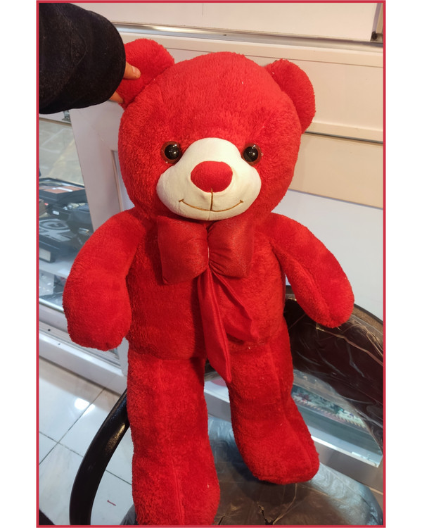 بلندی خرس قرمز ولنتاینی زیبا ۸۰ سانتیمتر میباشد