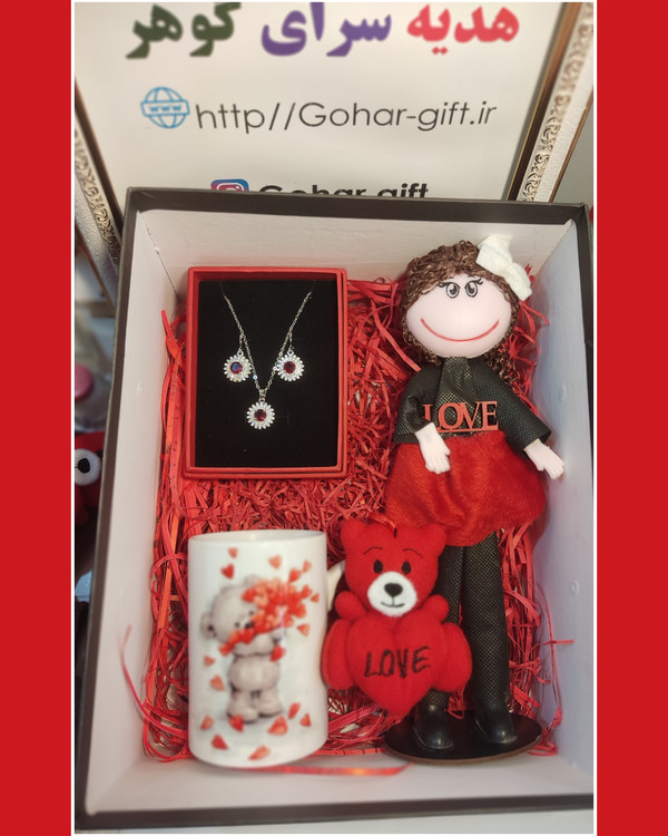 باکس ولنتاین مناسب برای هدیه دادن به خانوم ها