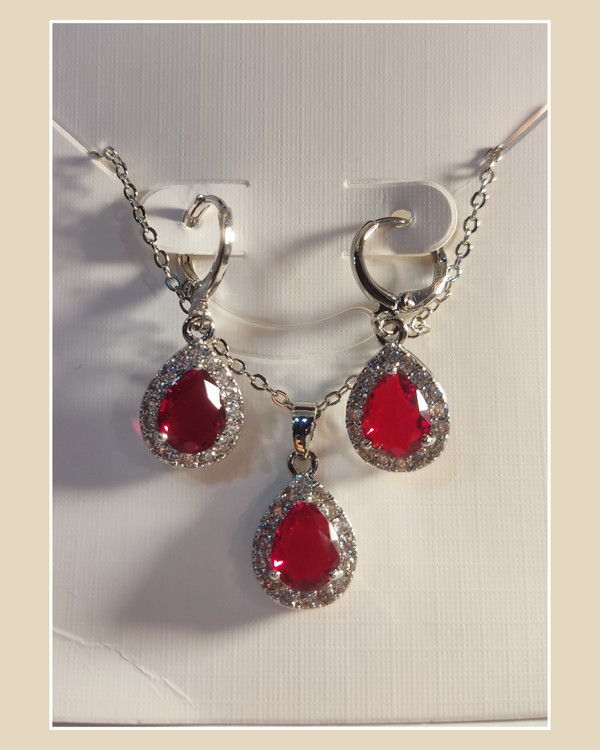 یاقوت اشکی شکل طرح جواهر استیل نقره ای آبکاری شده