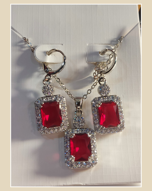 نیم ست استیل یاقوت نگین مربعی و طرح جواهر