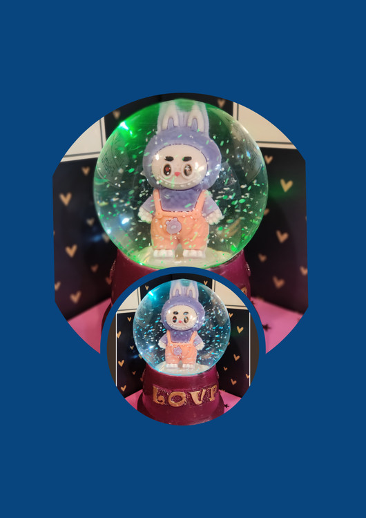 گوی زیبای پمپی و موزیکال لبوبو هفت زمانه با قابلیت تغییر رنگ نور و موزیک