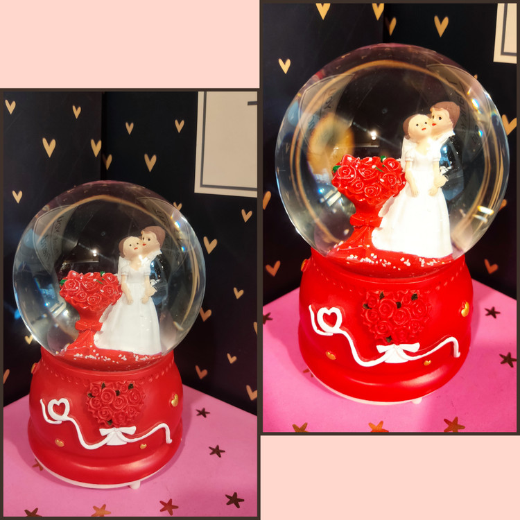 گوی متوسط موزیکال چراغ دار طرح ولنتاینی