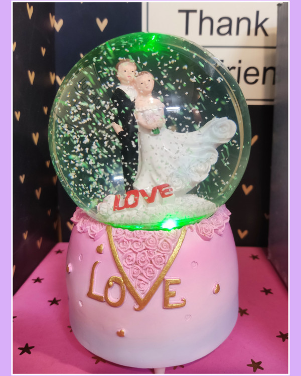 گوی زیبای عشق Love پمپی و موزیکال خارجی