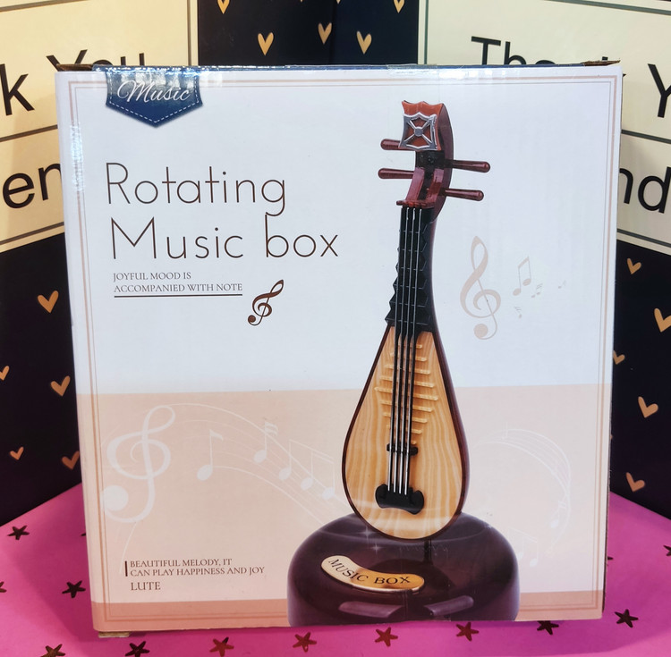 جعبه و کارتن کادویی دارد