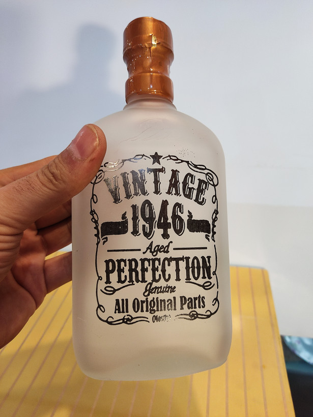 بطری کوتاه جیبی یخی مدل vintage 1946
